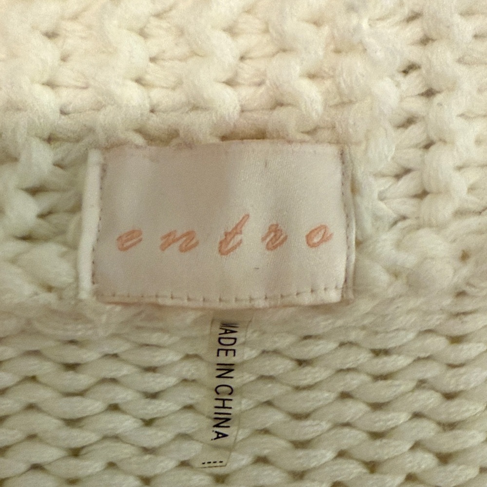 Entro Cream Cardigan with Red Heart on the back Sz L - Picture 2 of 9